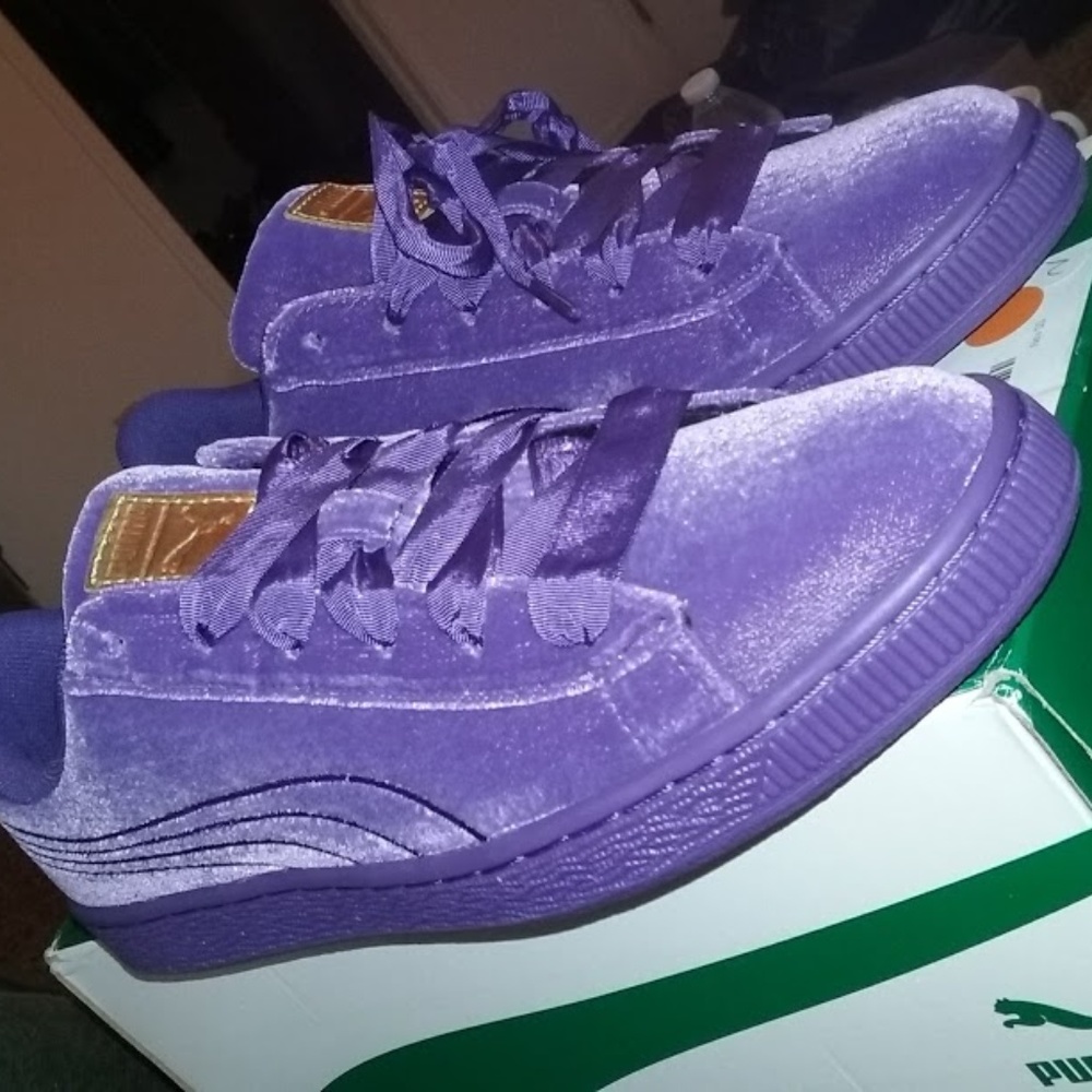 PUMA Velvet BRAND NEW